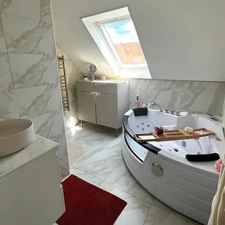 Sunny House - Maison Avec Jacuzzi, A 10 Min De La Calais